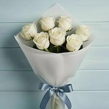 Букет 7 Белых роз Эдлесс Лав в Сокольниково