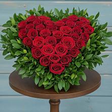 Цветочная композиция из Розы в виде сердца в Сокольниково