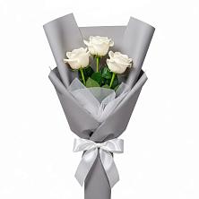 Букет 3 белые розы в Сокольниково