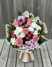 Букет цветов из:  Альстромерии, Гвоздики, Розы и Хризантемы в Сокольниково