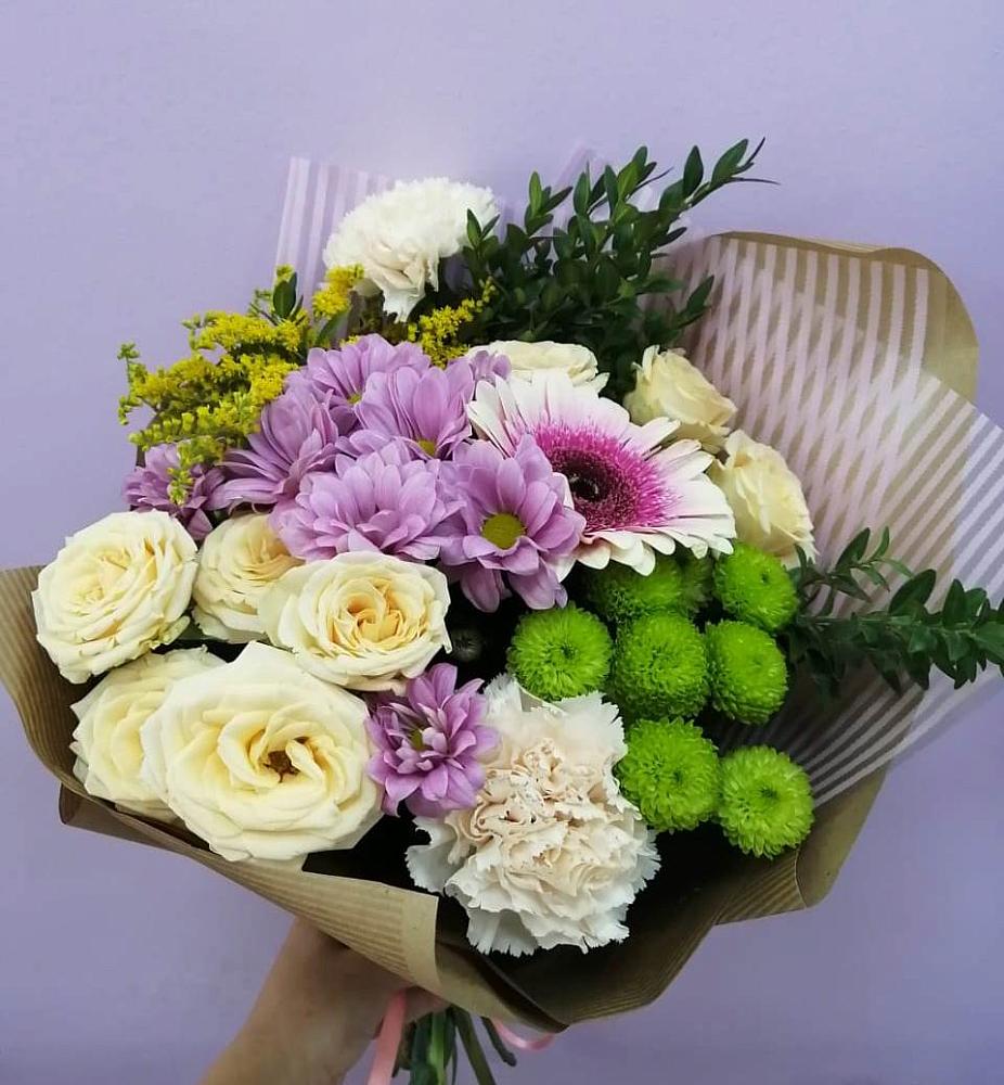 Букет цветов из: Хризантемы, Розы, Гвоздики и Герберы в Сокольниково