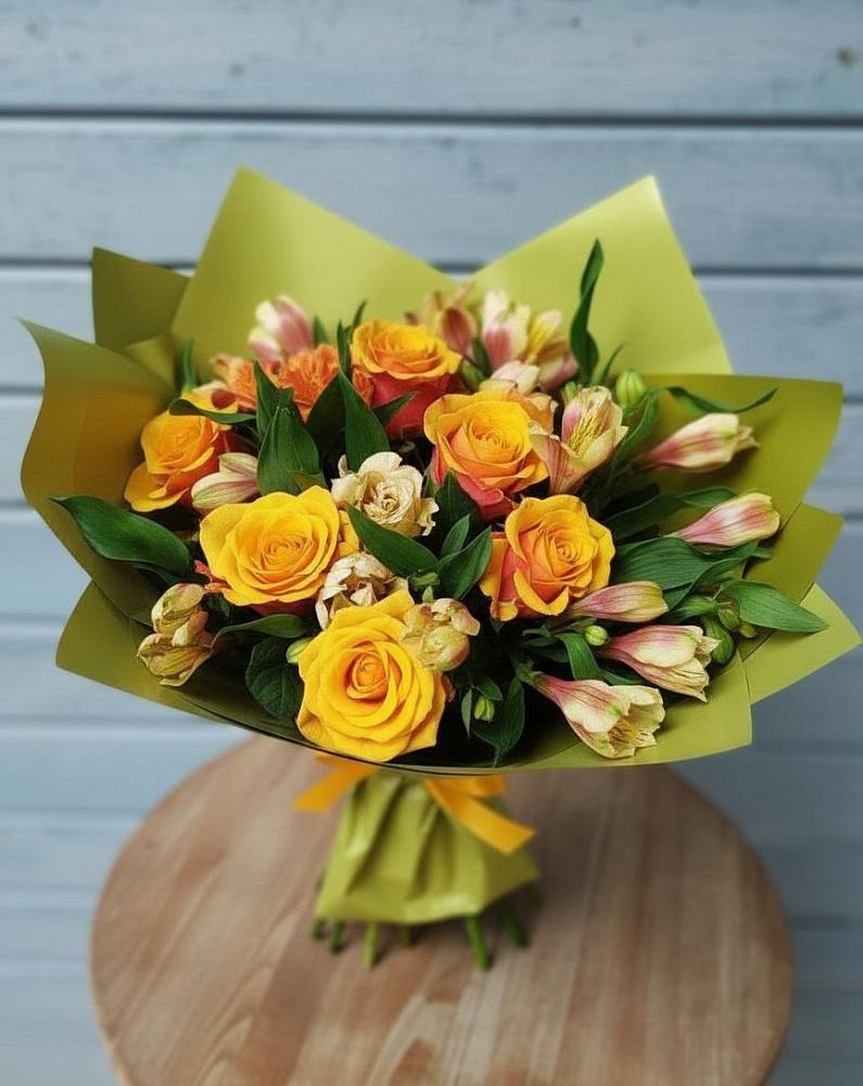 Букет цветов из: Альстромерии и Розы в Сокольниково
