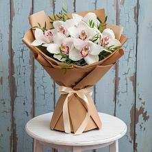 Букет цветов из:  Орхидеи и Розы в Сокольниково